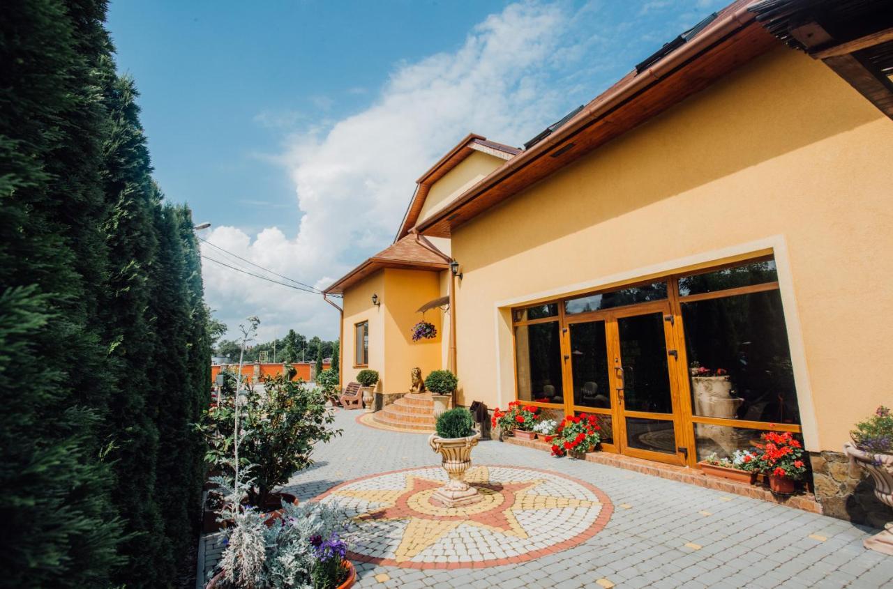 Sunrise Boutique Hotel Běrehovo Exteriér fotografie
