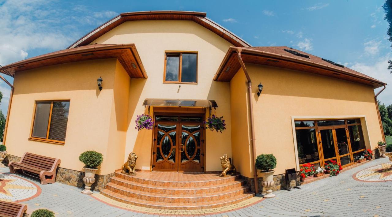 Sunrise Boutique Hotel Běrehovo Exteriér fotografie